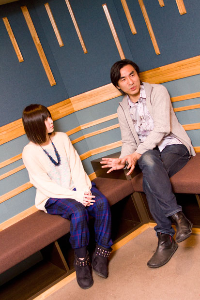 「岩田華怜×河森正治が語る、AKB0048対談」インタビュー写真