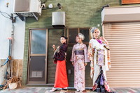 こまどり姉妹×令和三姉妹(間々田優×美良政次×中村ピアノ)対談インタビュー