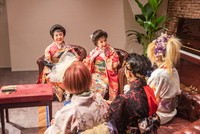 こまどり姉妹×令和三姉妹(間々田優×美良政次×中村ピアノ)対談インタビュー