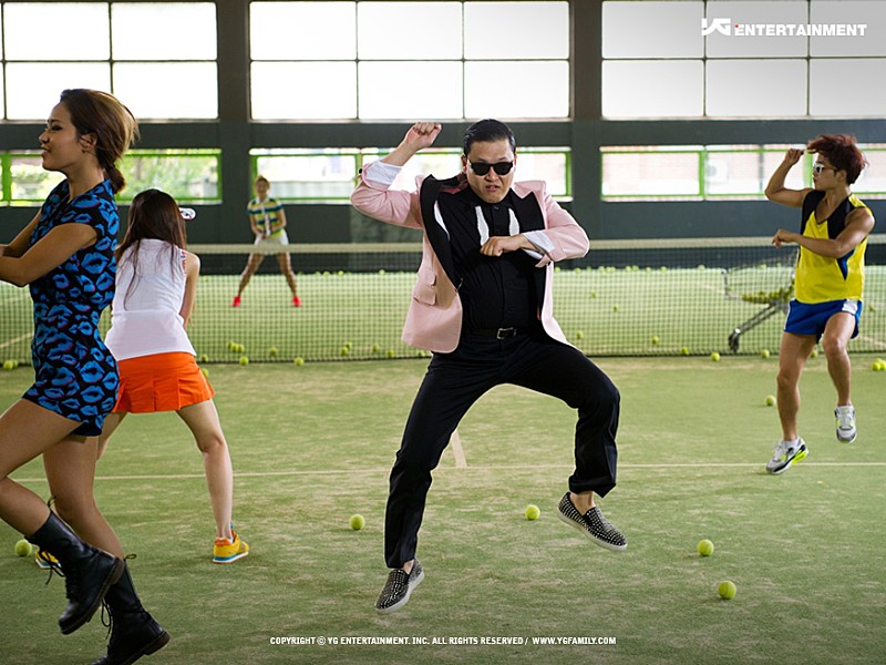 ＰＳＹ「Psyが新曲「Gangnam Style」でBillboard K-Pop Hot 100チャート3週連続1位！」1枚目/5