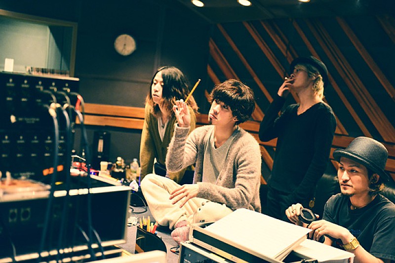ONE OK ROCK「ワンオク 1日限定で麻生久美子×大泉洋W主演映画の主題歌を」1枚目/1