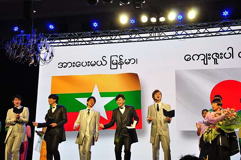 Le Velvets、ミャンマー公式ユニフォーム贈呈イベントに出席