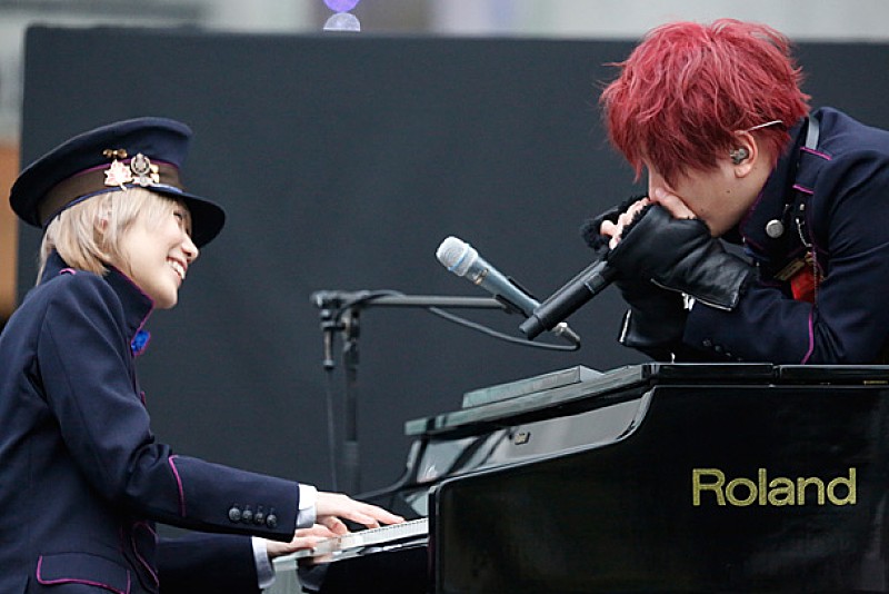 SEKAI NO OWARI 新作発売記念フリーライブに1万4000人