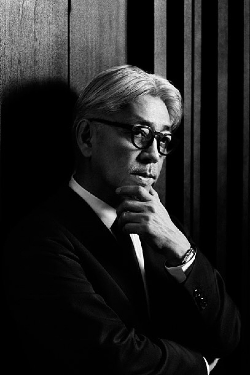 坂本龍一「坂本龍一 東京フィルハーモニー交響楽団との共演を映像＆アルバム化「戦場のメリークリスマス」「ラスト・エンペラー」等収録」1枚目/2