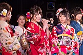 AKB48「AKB48 入山杏奈いわく“遅咲き世代”メンバー32名の成人式「これから立派な花を咲かせていきます」」1枚目/9
