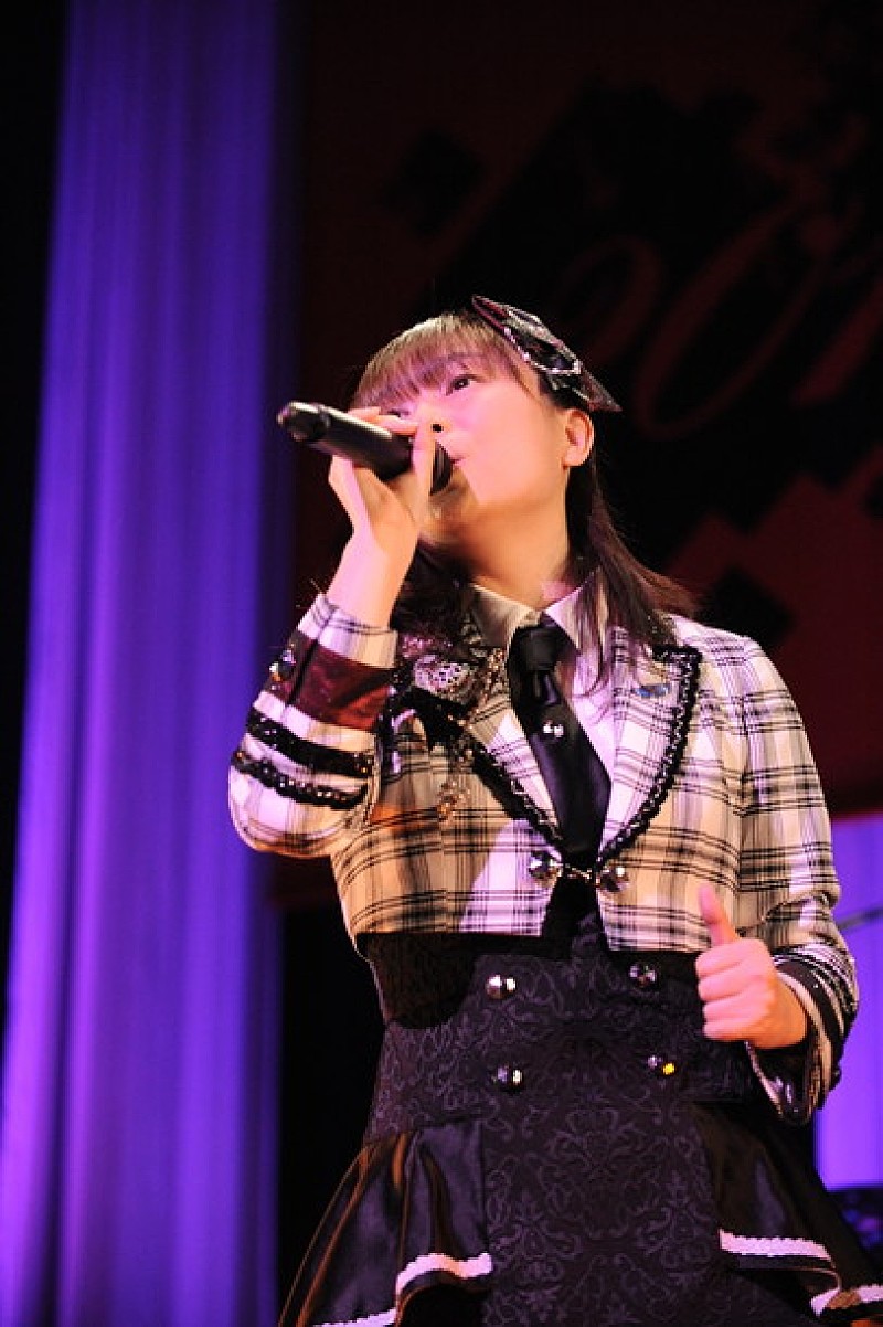 今井麻美 39歳になりますが がんばりまーす 虹色に染まった誕生日前夜のツアー最終公演 Daily News Billboard Japan