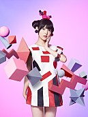 上坂すみれ「上坂すみれ インスタの動画で構成された新曲「恋する図形」MV公開！」1枚目/3