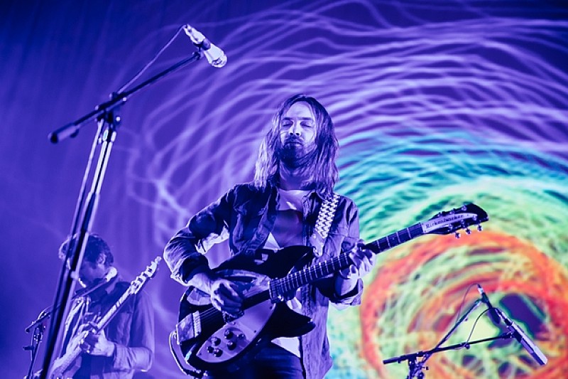 「テーム・インパラ 瞬時にソールドアウトにしたセレブレート・ブルックリン公演のレポート&写真が到着」1枚目/35