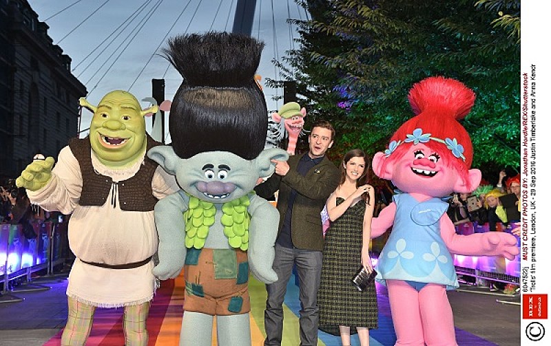 「J・ティンバーレイク 映画公開イベントにサプライズ登場&豪華サントラ11/2発売決定!」1枚目/2