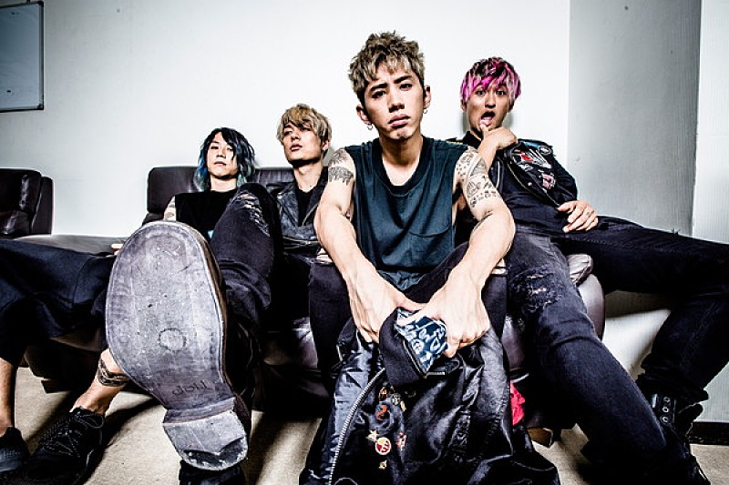 ONE OK ROCK、新曲「Taking Off」MV公開