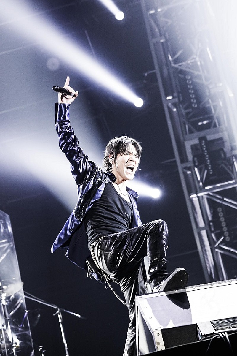 氷室京介、ライブ無期限休止前の【LAST GIGS】が映像化