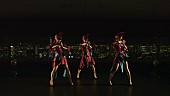 Perfume「Perfume、東京タワーと夜景をバックに「TOKYO GIRL」を生披露」1枚目/2
