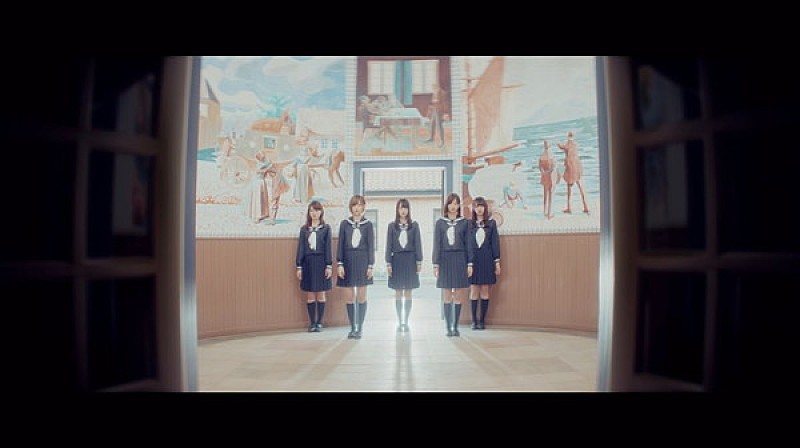 欅坂４６「欅坂46、キャプテン＆副キャプテンも所属するユニット“青空とMARRY”初のMV公開」1枚目/15