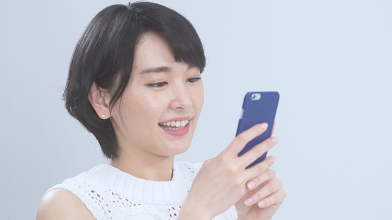 新垣結衣「新垣結衣、「いいね～いいね～」とカメラマンに！？　 ＷＥＢ限定動画が公開！　新Ver.のＴＶＣＭも」1枚目/1