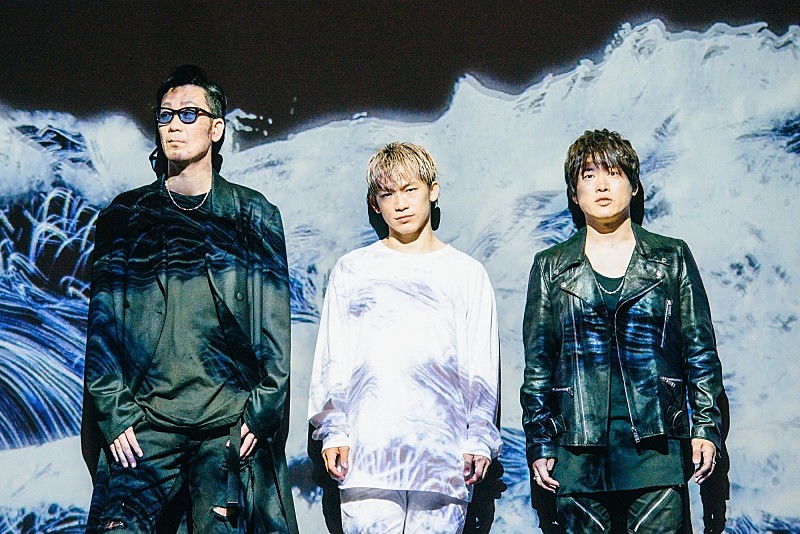 コブクロ Exile Naotoがmvで共演 360度の壮大なセットで心の表裏を表現 Daily News Billboard Japan