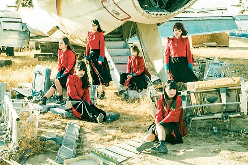 BiSH「BiSH 299円で新アルバムゲリラ発売！ LA撮影アートワーク＆リード曲MV公開！ 11/5には大阪某所で“何か”」1枚目/5