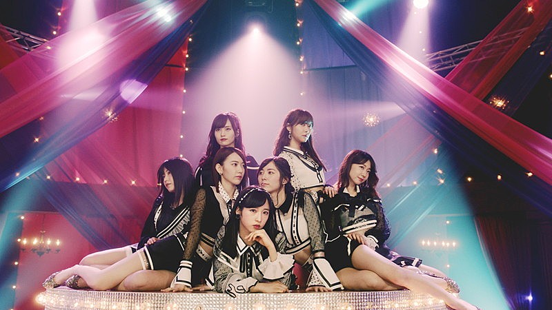 AKB48「AKB48、小栗有以の初センター曲「Teacher Teacher」MV公開　ダンス手掛けたのは初の海外振付師」1枚目/31