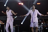 東方神起「東方神起が4年ぶりにヘッドライナーに、Da-iCE / 超特急/ NCT 127 / BoA / m-floら【a-nation】レポート到着」1枚目/9