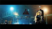 ＴｅｄｄｙＬｏｉｄ「TeddyLoid×ちゃんみな、コラボ曲MVでセクシー＆スリリングなパフォーマンス全開」1枚目/10