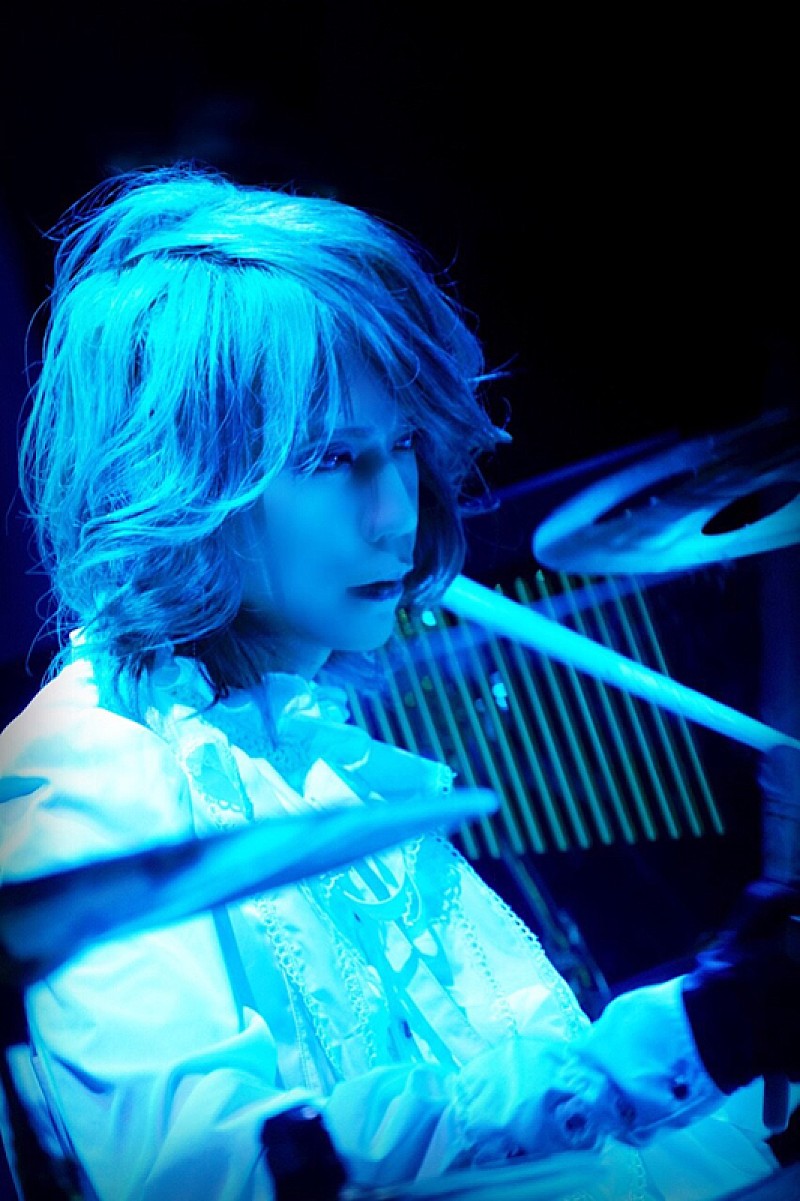 Shinya（DIR EN GREY）、ソロプロジェクト“SERAPH”のベールをついに剥ぐ