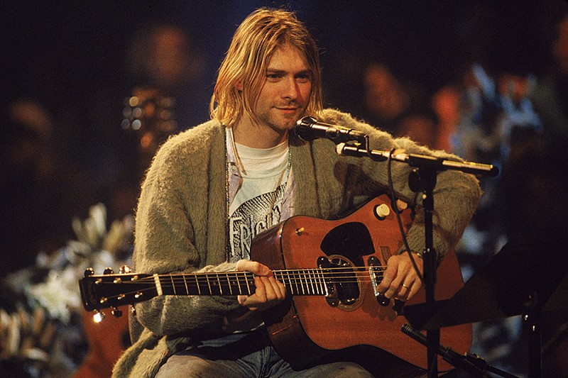 故カート・コバーン、『MTV Unplugged』で着用のオリーブ色のカーディガンがオークションに