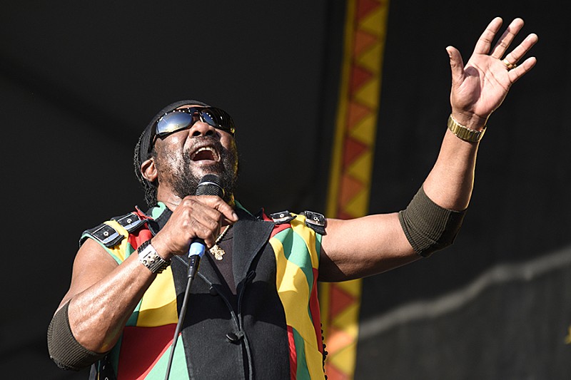 「レゲエ界の伝説フレデリック・“トゥーツ”・ヒバートが77歳で死去、ジギー・マーリー/ミック・ジャガーらが追悼」1枚目/1