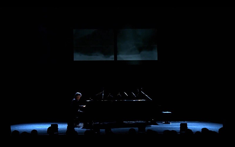 坂本龍一「『playing the piano europe 2009 - Limited Edition』」4枚目/5