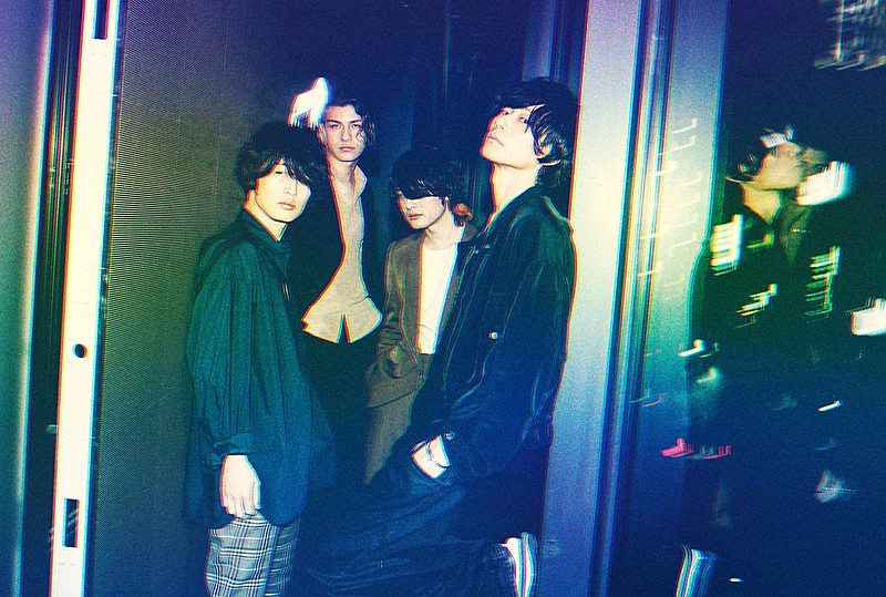 「この度[Alexandros]はリアド偉武を新たなドラマーとして迎え入れる運びとなりました」新アー写も公開