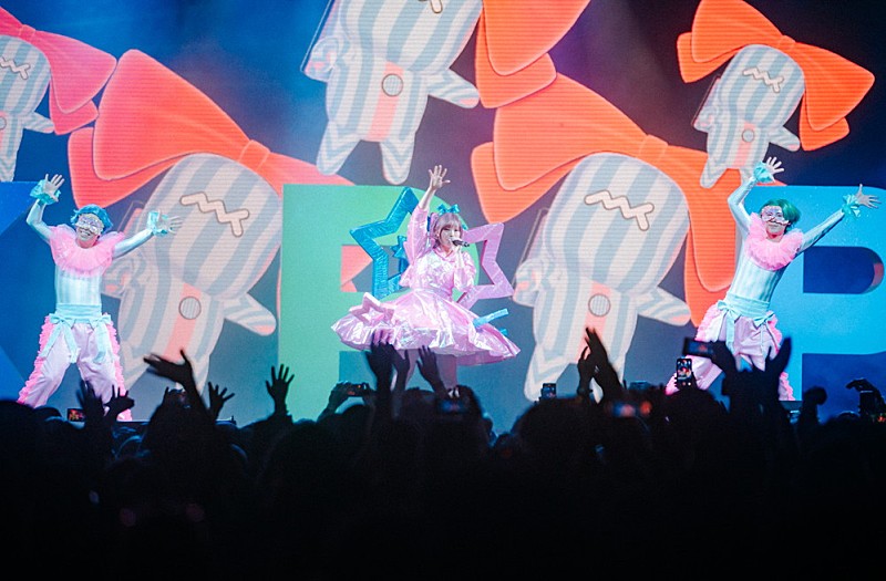 きゃりーぱみゅぱみゅ、世界最大規模の音楽フェス【コーチェラ】に出演　“踊るNFT”を従えGOBI STAGEのトリを飾る