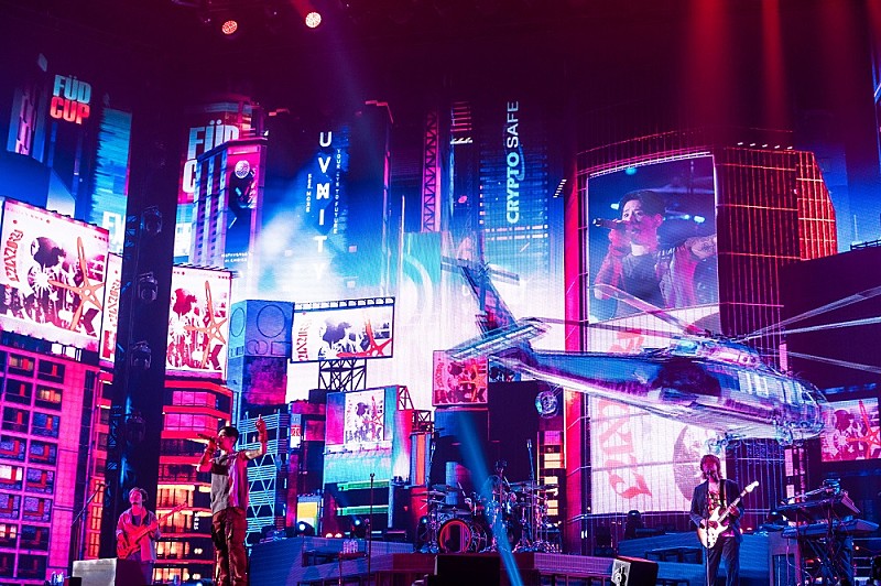 ONE OK ROCK「ONE OK ROCKが計40万人を動員したドームツアー完走、東京ドーム公演のライブ配信も決定」1枚目/15