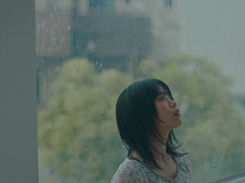 アイナ・ジ・エンド、『機動戦士ガンダム 水星の魔女』最終回の挿入歌「宝石の日々」MV公開