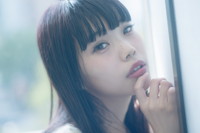 BiSHセントチヒロ・チッチ/アイナ・ジ・エンド『夜王子と月の姫/きえないで』単独ソロデビュー記念インタビュー