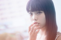 BiSHセントチヒロ・チッチ/アイナ・ジ・エンド『夜王子と月の姫/きえないで』単独ソロデビュー記念インタビュー