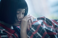 BiSHセントチヒロ・チッチ/アイナ・ジ・エンド『夜王子と月の姫/きえないで』単独ソロデビュー記念インタビュー