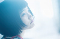 BiSHセントチヒロ・チッチ/アイナ・ジ・エンド『夜王子と月の姫/きえないで』単独ソロデビュー記念インタビュー