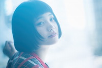 BiSHセントチヒロ・チッチ/アイナ・ジ・エンド『夜王子と月の姫/きえないで』単独ソロデビュー記念インタビュー