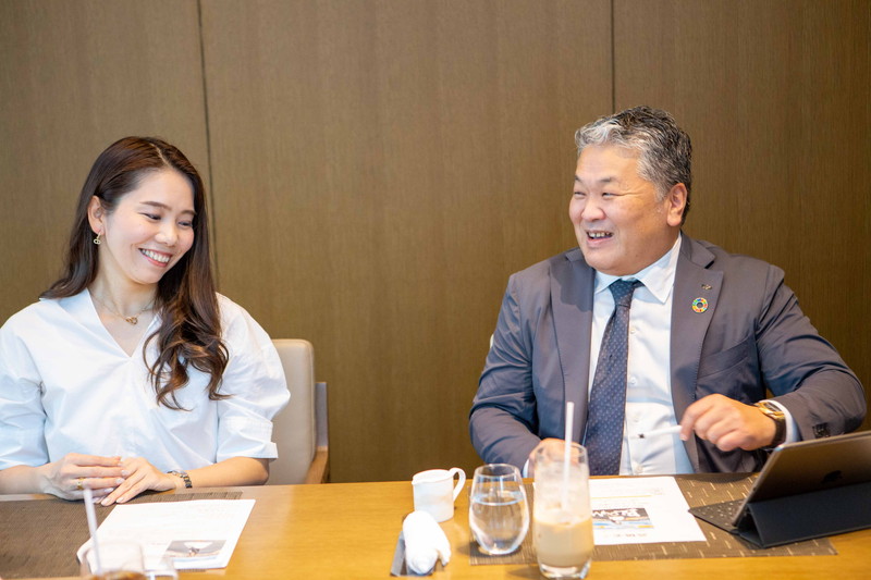 松永大祐(株式会社松永建設・社長)×シンガー・高橋美之『BLOOM』発売記念対談インタビュー