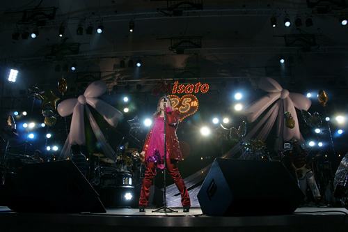 渡辺美里 【美里祭り2010 Song is Beautiful Party! Party!~北海道札幌ver.~】ライブ写真