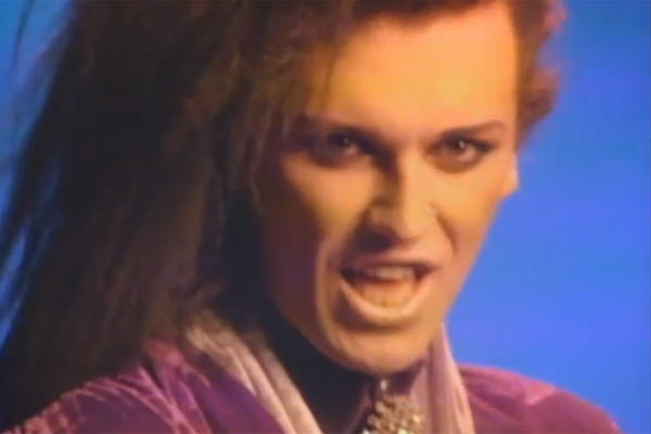 「You Spin Me Round (Like A Record)」