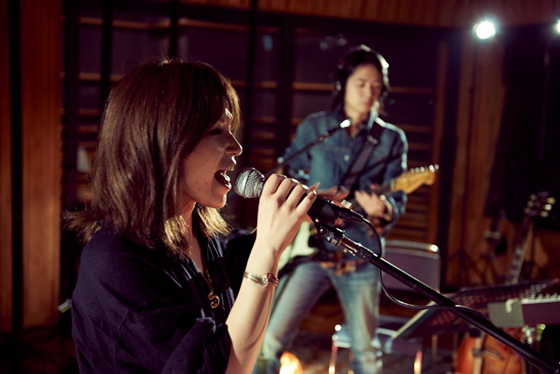 「大胆ヘアカットのSuperfly 新アルバム予告、秋にはツアーも」1枚目/3