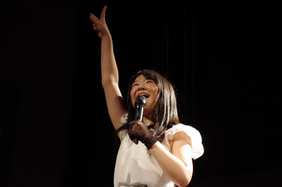 「東京女子流 完全復活の小西彩乃も加わり、北海道で初ライブ」1枚目/8