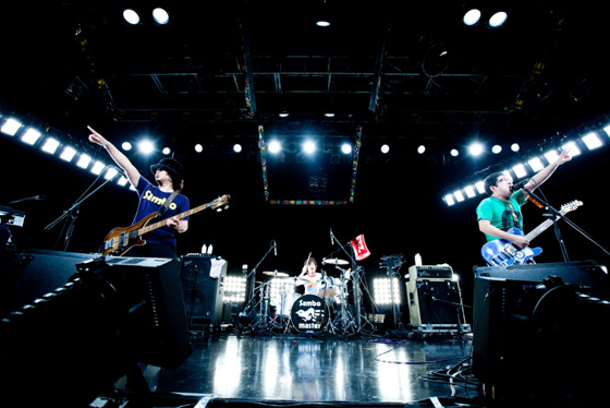 「サンボマスター 新アルバムの詳細発表、DVDには伝説ライブも」1枚目/1