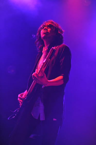 「L&#039;Arc～en～Ciel メンバーも満喫、無料ライブで777人熱狂」1枚目/5