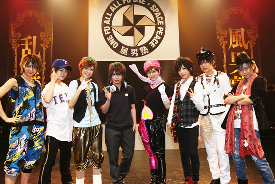 「男装アイドル センター目指す総選挙ついに開幕」1枚目/2