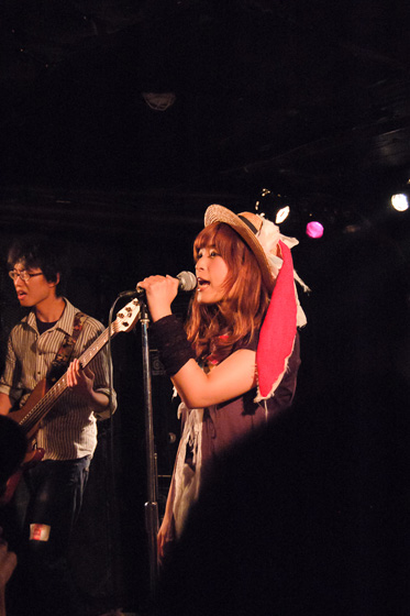 「avex移籍したアイドル 15位以内に入らないと干される!?」1枚目/10