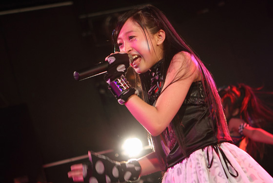 「Party Rockets」8枚目/23