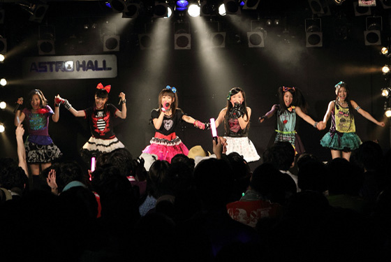 「Party Rockets」12枚目/23