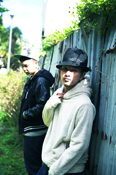 「D-51 初の海外ライブ大盛況、秋に映画主題歌リリース」1枚目/4