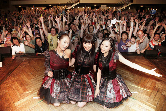 「Kalafina ドイツの一大イベント【AnimagiC】で観衆魅了」1枚目/2