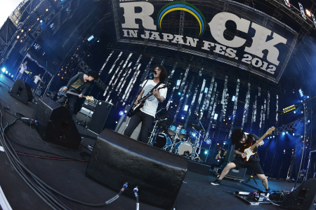 「9mm Parabellum Bulletとオーディエンスの轟音決戦」1枚目/4